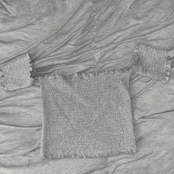 Off the shoulder top - Picture 4 of 5